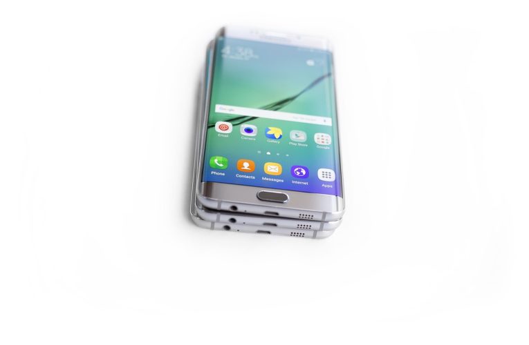 Samsung Galaxy A34: A Mid-Range Phone with Solid Features and 5G Support